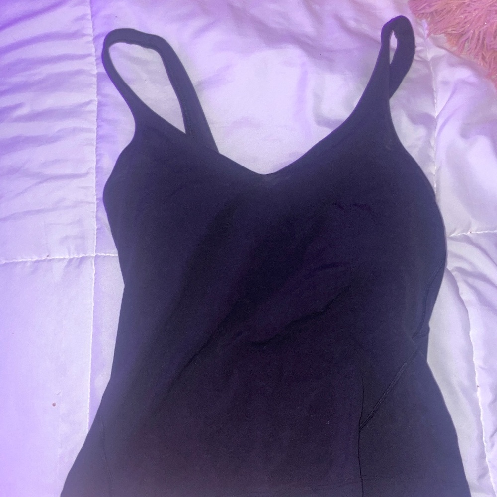Lululemon align tank size 4 in black barely ever worn
